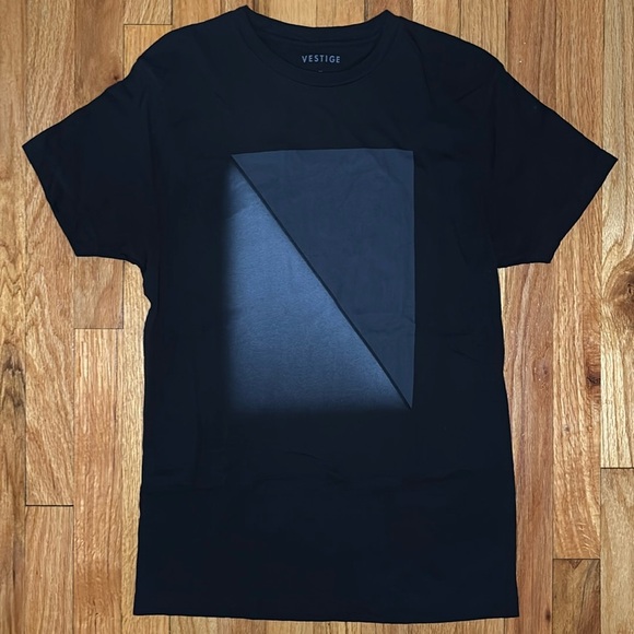 Vestige Men’s Black T-Shirt - Picture 1 of 3